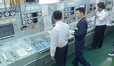 Witnessing Operation in CCR(Cargo Control Room) on the LNG Ship